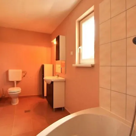 بيت للعطل Wunderschoenes In Mit Privatem Pool By Interhome Cere